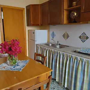 https://le-case-del-nonno.sicilyhotelsitaly.net